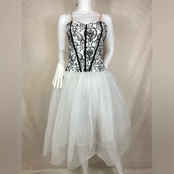 Vintage Dresses & Skirts - 🔥Curtain Call Costumes Black & White Tulle Dance Dress  10 Adult Glam Romantic